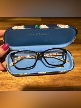 Draper James Tortoise Glasses frames with Floral pattern inside